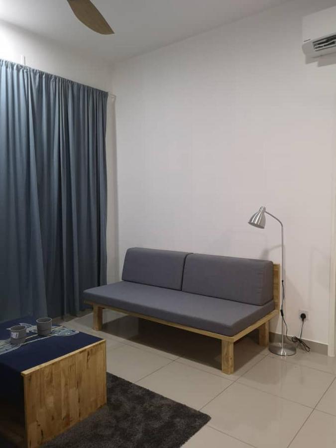 Aiyu Homestay, Conezion, Ioi Resort Путраджая Экстерьер фото